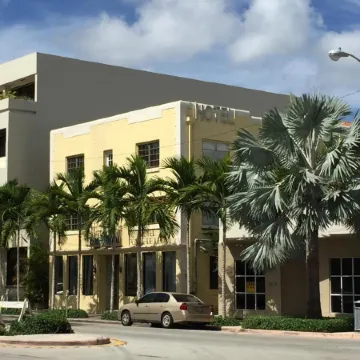 Hotel Ponce de Leon Отели рядом с достопримечательностью «Венецианский бассейн»