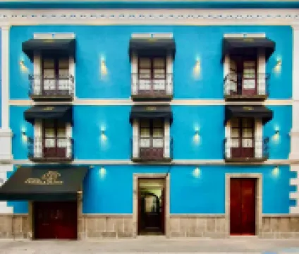 ホテル プエブラ プラザ