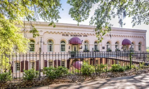 Olde Harbour Inn, Historic Inns of Savannah Collection