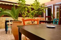 Sikania Suite - breakfast