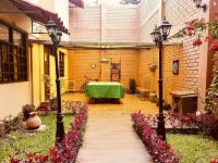 Huaraz Tourist Hotel  호텔