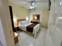 Pequeno Gran Hotel - พร้อมระเบียง