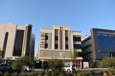 How Inn Hotel Hotel dekat Bandara Pangeran Mohammad Bin Abdulaziz