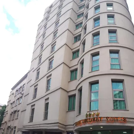 Diplomat Suites Hotel
