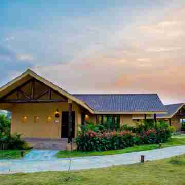 WelcomHeritage Tadoba Vanya Villas Resort & Spa Hotel Exterior