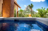 Zidada Hotel and Chalets Hotels in Bernal