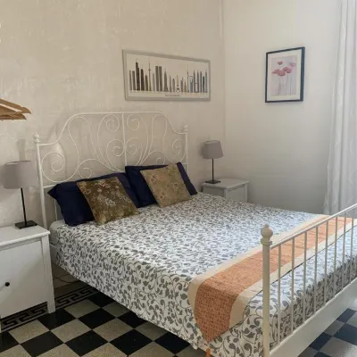 Cadorna Hotels near Parrocchia San Michele a Castello