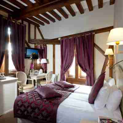 Auberge Saint-Pierre Rooms