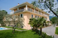 Hotel Panoramica Hotels in Salo