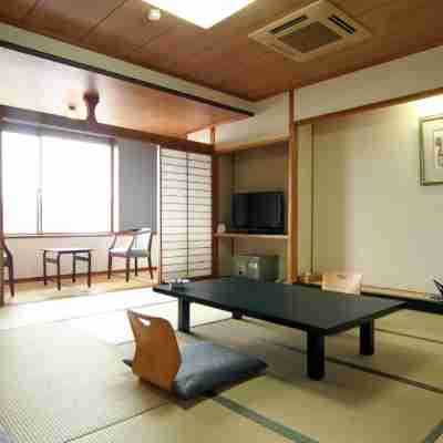 宮島ホテルまこと Rooms