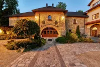 Folwark Stara Winiarnia Hotels in Mszana Dolna