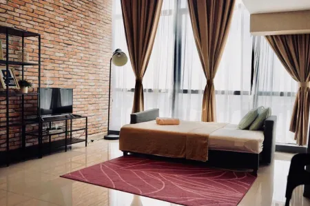 Chrisenbel Suites Pinnacle Petaling Jaya Отели рядом с достопримечательностью «The One Academy»