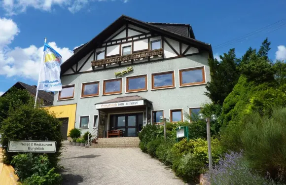 布格布里克TIPTOP酒店