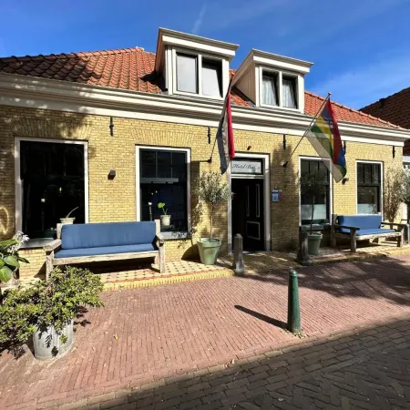 Hotel Buren