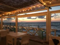 Arcobaleno 特羅佩阿飯店