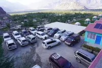 Hotel Mountain Lodge Skardu - Bãi đậu xe