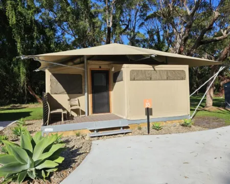 Discovery Parks - Narooma Beach Hotels in Narooma