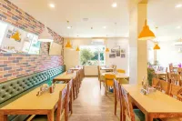 Bloom Hotel Katra - breakfast