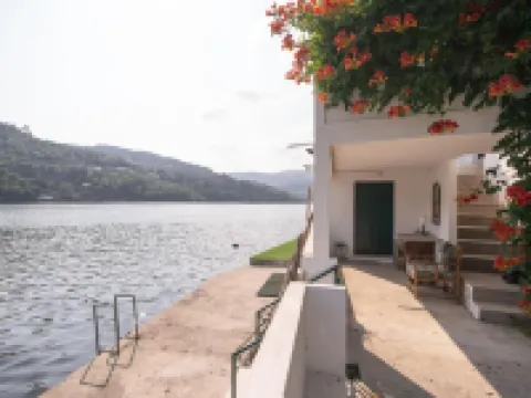Feel Discovery Casa do Rio Douro Valley Hotels in Baiao