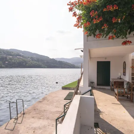 Feel Discovery Casa do Rio Douro Valley
