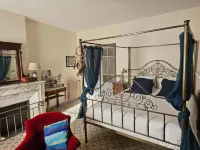 L Aparté en Corbières Hotel dekat Chateau Grand Moulin