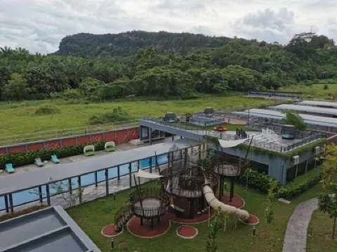 Trival Celes Homestay @ Sri Indah Sandakan Hotels near Lankayan Island