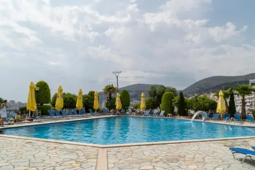 Hotel Mediterrane - ที่มีที่จอดรถ