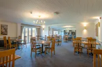 Beaufort Park Hotel - breakfast