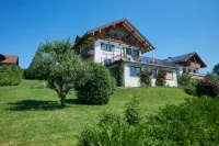 Haus Daheim فنادق في Oberreute
