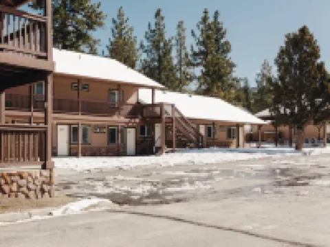 Vintage Lakeside Inn Hotels in Big Bear Lake