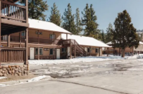 Vintage Lakeside Inn Hotels in Big Bear Lake