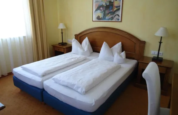 拉斯特拉達酒店