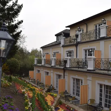 Hotel Landhaus Fuhrgassl-Huber Отели рядом с достопримечательностью «Гора Каленберг»