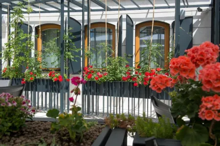 Hotel Sana Отели рядом с достопримечательностью «Мэрия г. Сараево»