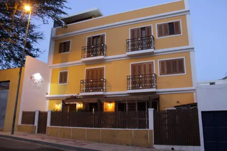 Kira's Boutique Hotel