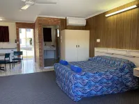 Sandpiper Motel Hotels in Sarina