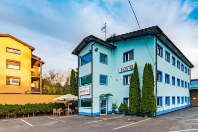 Luxhostel24 Warsaw Hôtels à : 