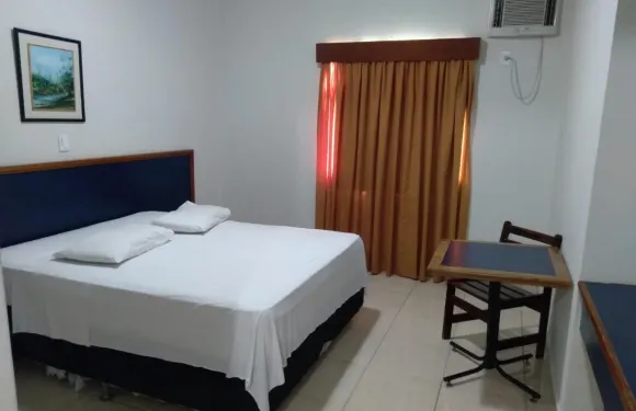 維吉爾皇宮酒店