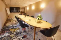 Hotel Victoria Hotels in Valence