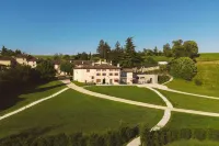 Ca' del Moro Wine Retreat Hotels in Bosco Chiesanuova