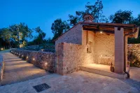 Relais la Costa Historical Residence Các khách sạn gần Chiesa di Santa Maria Assunta