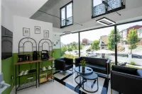 The Private Airport Hotel - servizio colazione