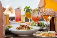 Freedom Shores Resort Airlie Beach - breakfast
