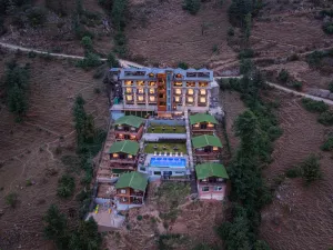 Justa Cliffend Resort & Spa, Mashobra