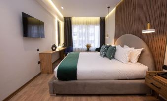 The M Hotel
