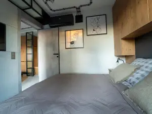Industrial Apartment "I Loft Opole"