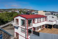Downtown - Retro Decor - Stunning Views - Terrace