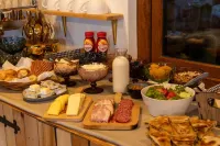 Mood Hotel Kazbegi - breakfast