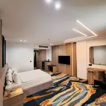 Van Royal Hotel