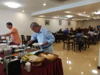 Nakhone champa Hotel - Desayuno